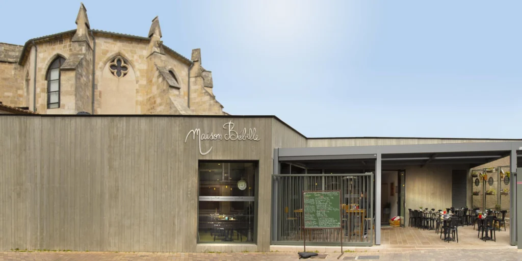 La devanture de Maison Bebelle, rue Émile Zola : voir l’itinéraire